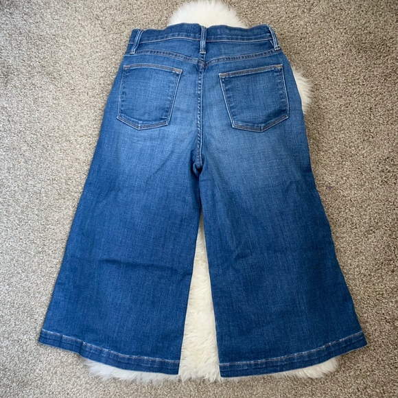 FRAME Light Wash Le Gaucho Flare Crop Jeans - Picture 8 of 8